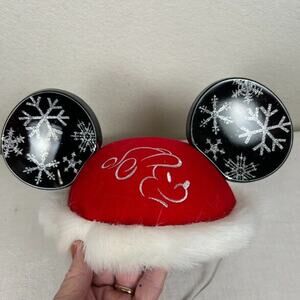 Disney Theme Park Youth size Mickey Christmas Ears glitter snowflakes fur trim